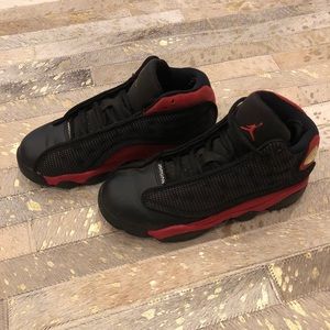 Kids Retro Jordan 13’s (red & black)